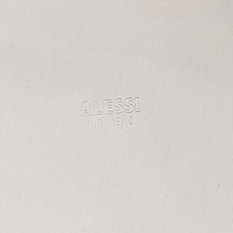 Vinkylare på ställ samt cocktailkanna, Alessi, Italien.