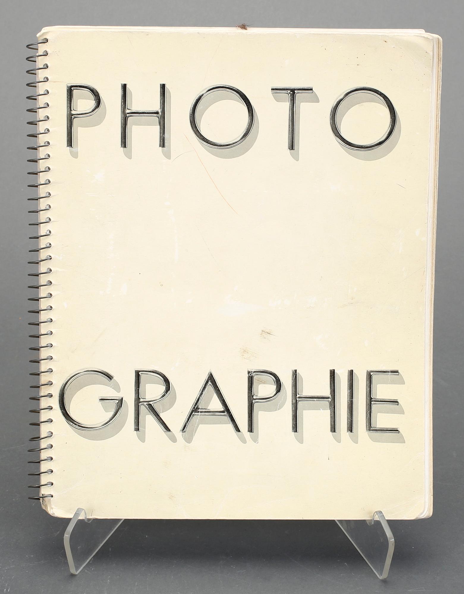 FOTOBÖCKER, 3 st, Photo Graphie, 1931, 1935, 1936, Edition des Arts et Métiers Graphiques, Paris.