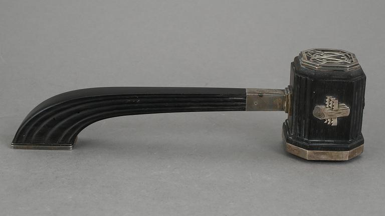 ORDFÖRANDEKLUBBA, silver, trä, Borgila, Stockholm 1938.