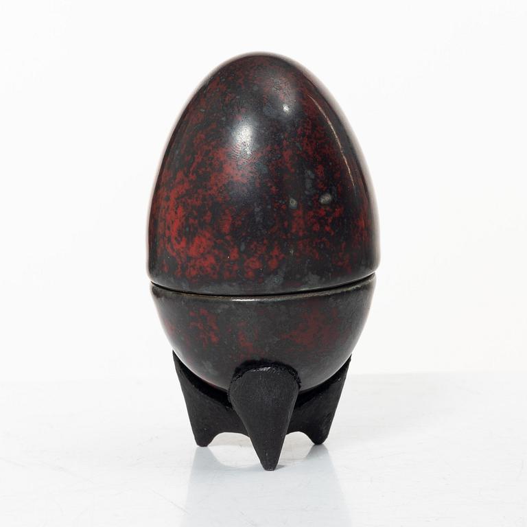 Hans Hedberg, an egg, Biot, France.