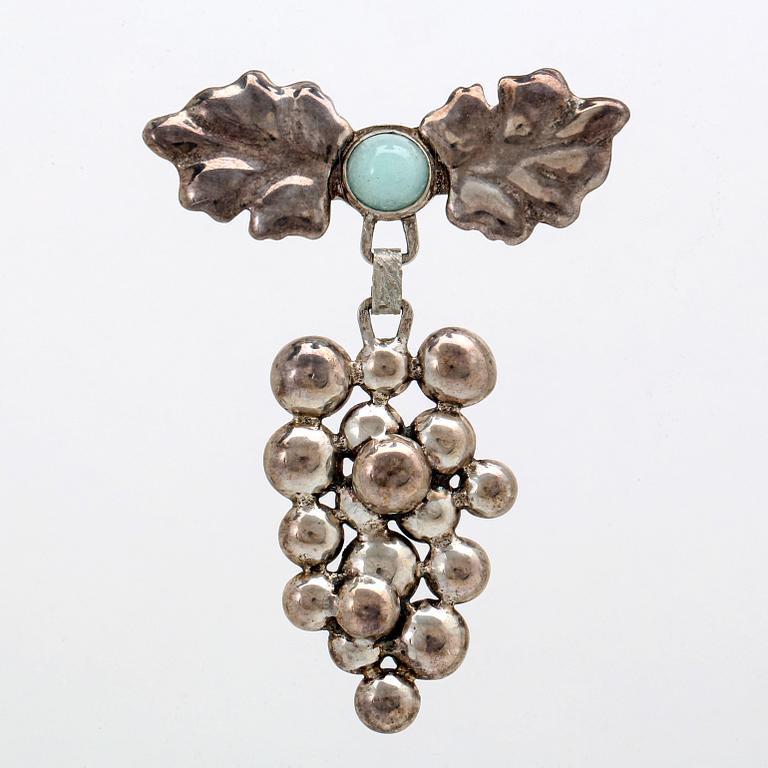 2 pendants with chains, 1 brooch, 1 ring, silver, rodochrosite, aventurine, metall, lilac drop probably glass, 4 pieces.