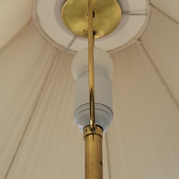 Josef Frank, bordslampa, modell nr 2467/2, Firma Svenskt Tenn.
