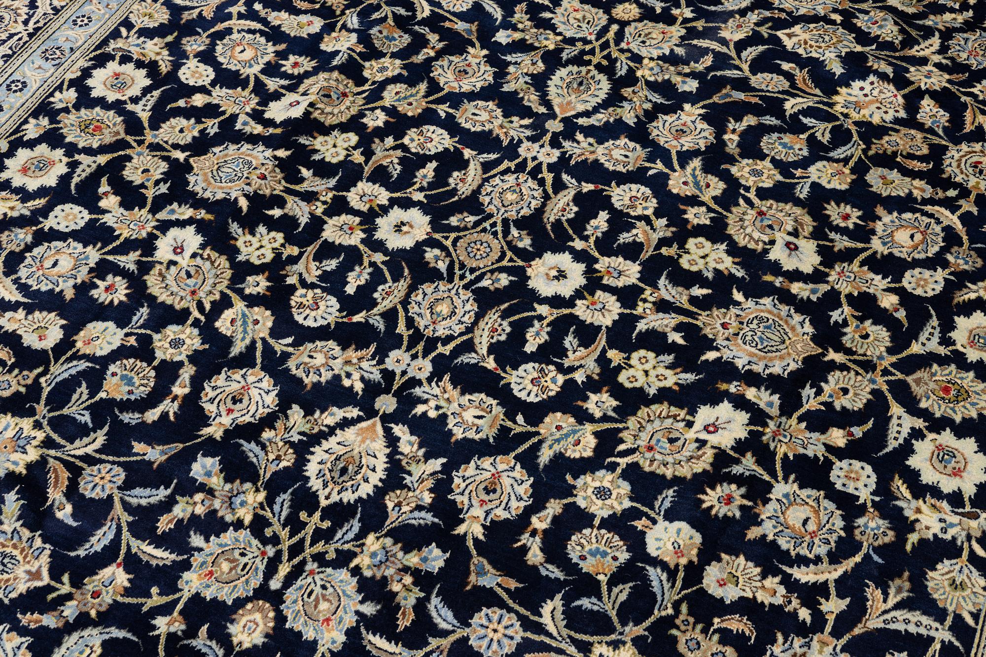 Matta, Keshan, 380 x 275 cm.