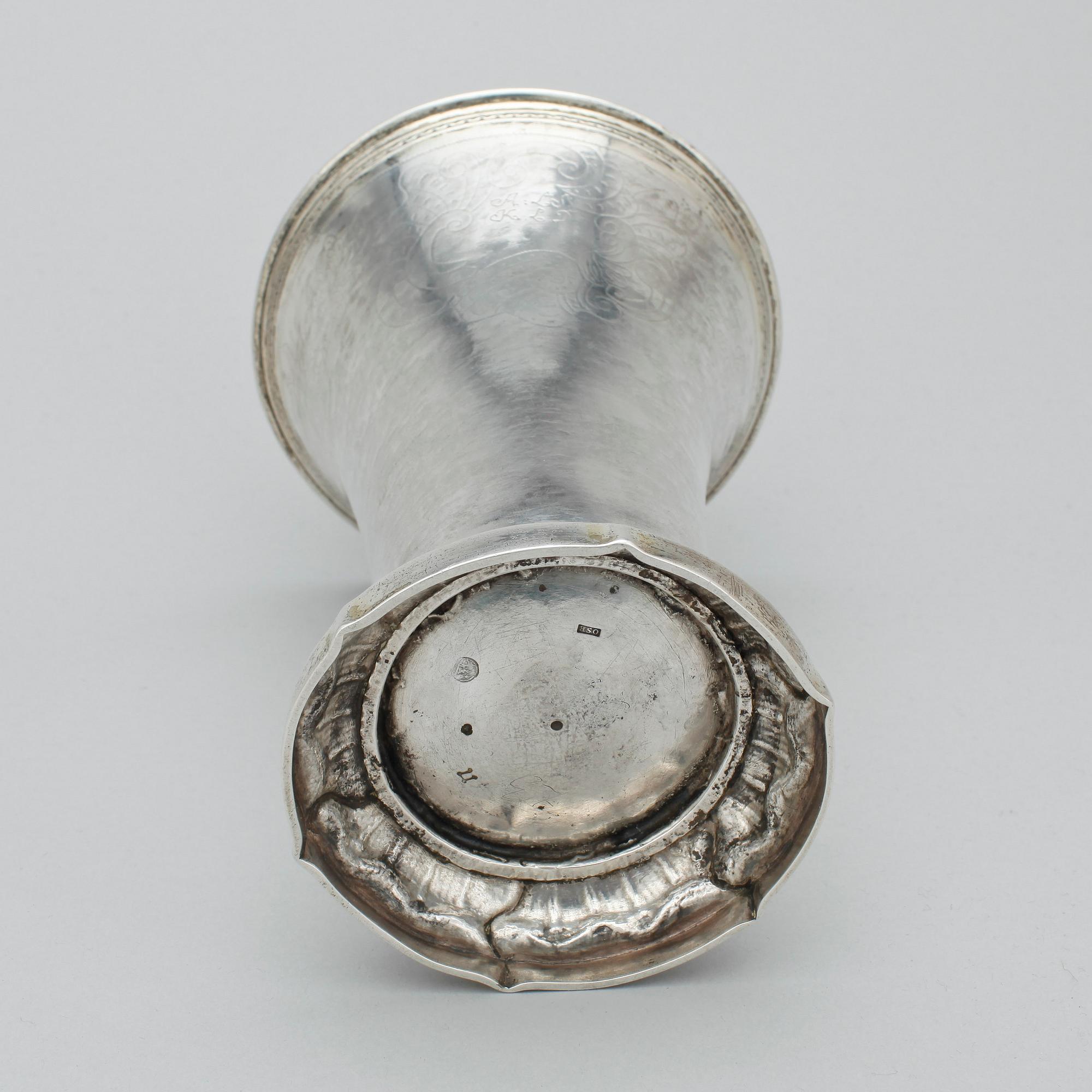 BÄGARE, silver, Olof Sjöberg, Sala, verksam 1775-1788. Vikt 313 gram.