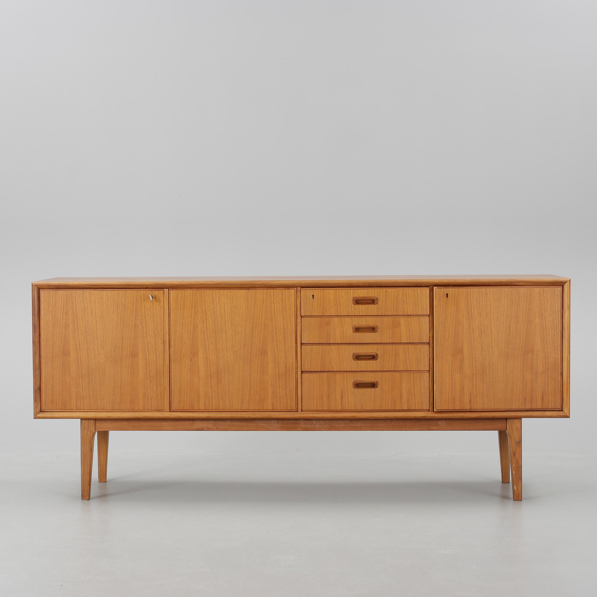 SIDEBOARD, 1960-tal.
