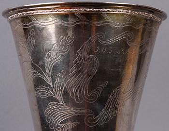 BÄGARE, silver, Erik Lemon, Uppsala 1780. Vikt 408 gram.