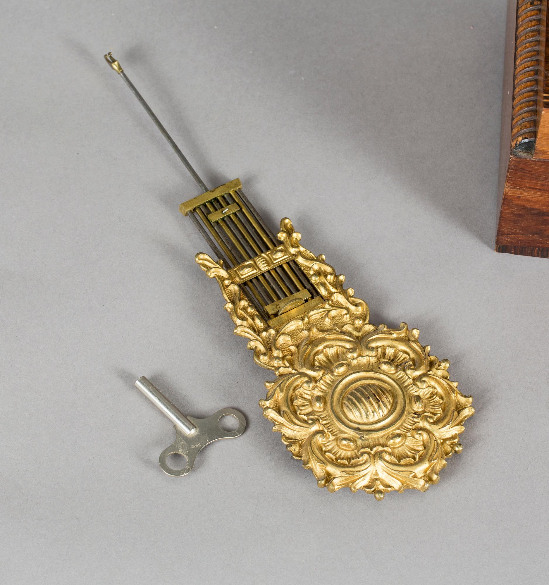 BORDSPENYDL, Frankrike, omkring 1900.