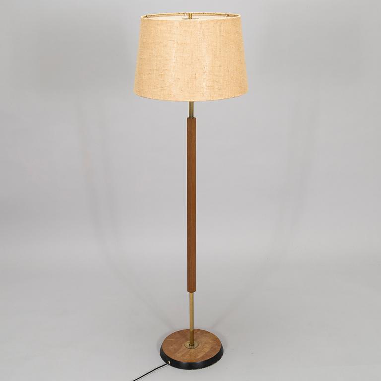 A 1950s floor lamp.