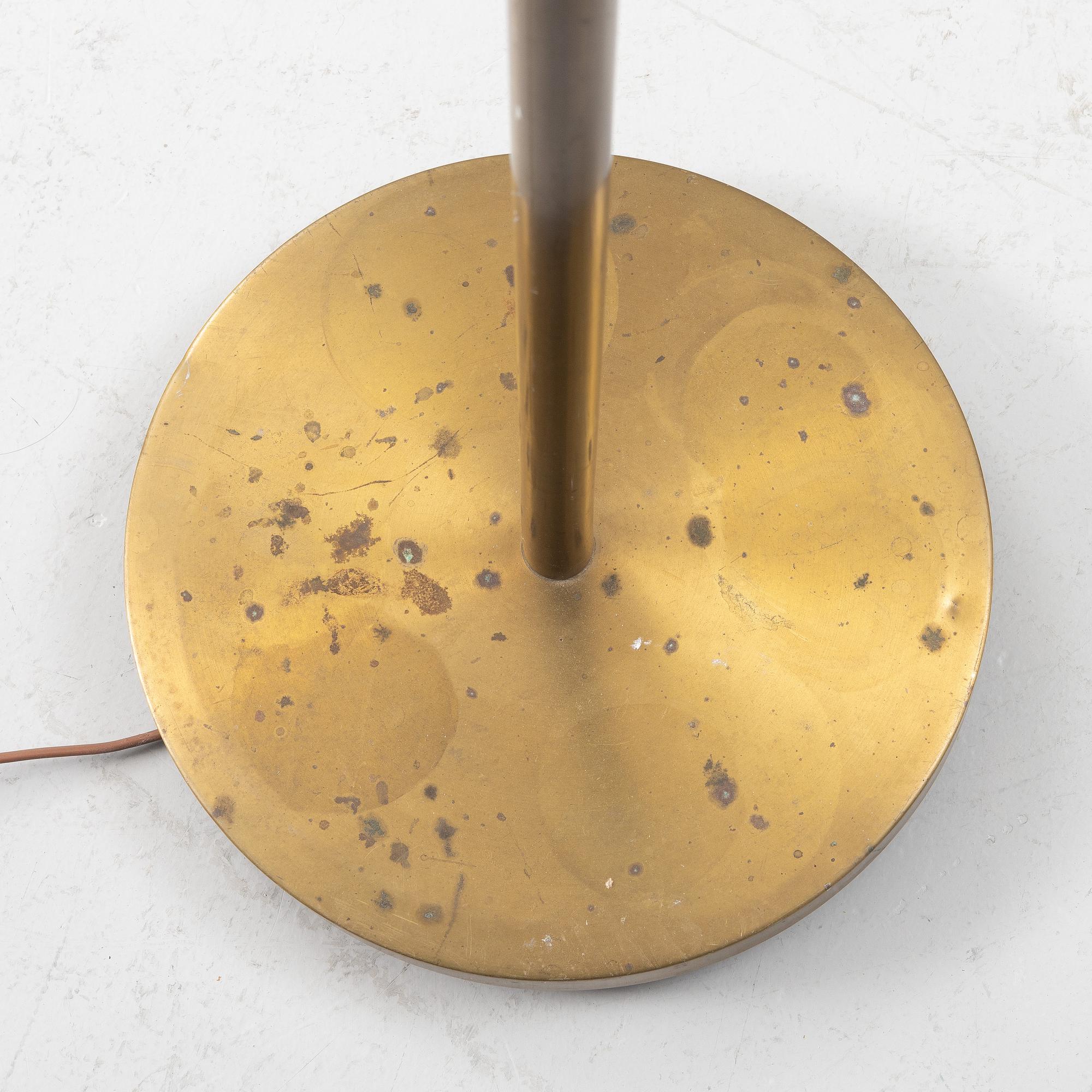 Harald Notini, a floor lamp model "15230", Arvid Böhlmarks Lampfabrik, Stockholm, 1940s.