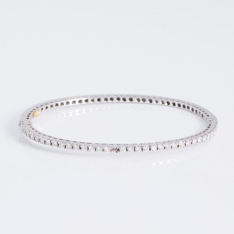 A ca 1.10 cts brilliant-cut diamond bracelet. Recarlo, Italy.