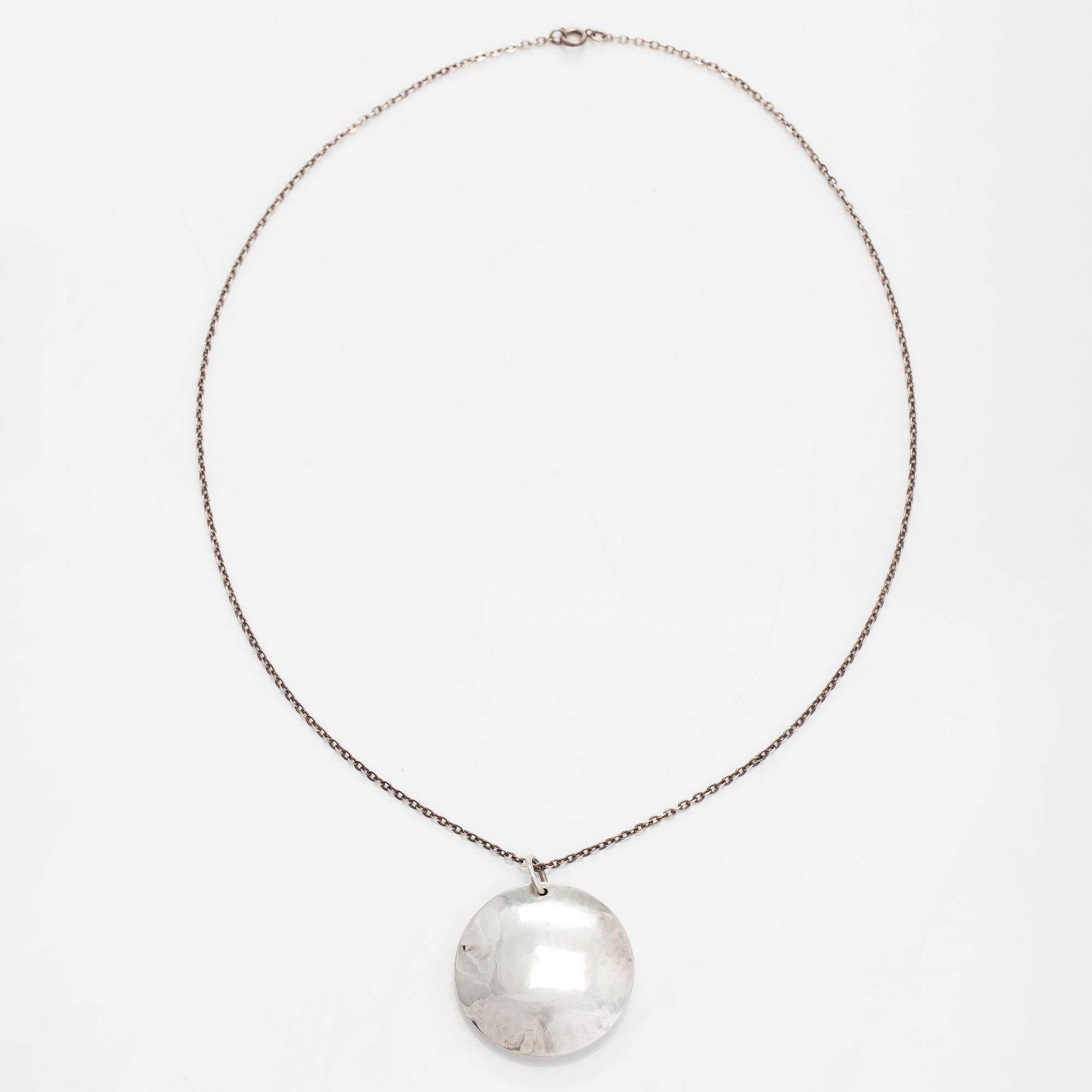 Owe Johansson, a silver necklace, Helsinki 1970.