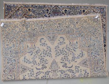 MATTA, sannolikt Keshan. Ca 359x259 cm.