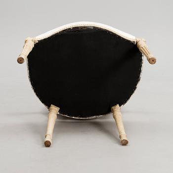 TUOLI, uusklassismi, Ranska 1700-luku.