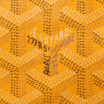 MAKEUP BAG, Goyard.