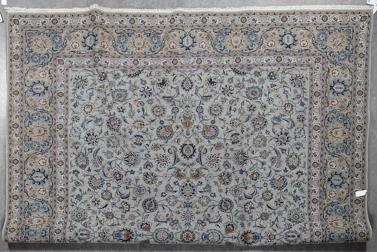 MATTA, Keshan, ca 415 x 320cm.