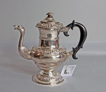 KAFFEKANNA, silver. Erik Eriksson, Hedemora. Senempire 1847.