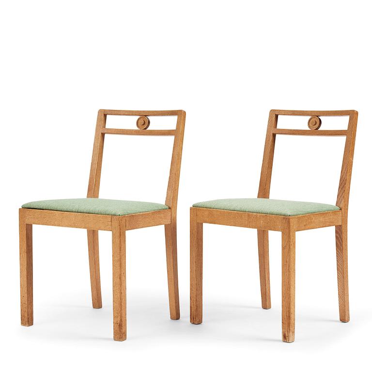 Axel Einar Hjorth, a pair of oak "Dagmar" chairs, Nordiska Kompaniet, Sweden, 1937.