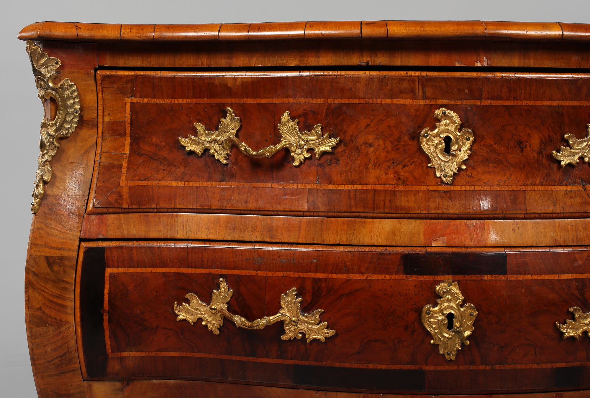 BYRÅ, rokoko, 1700-tal.