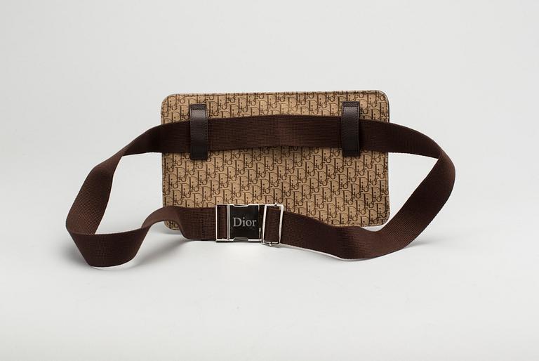 VÄSKA, Christian Dior.