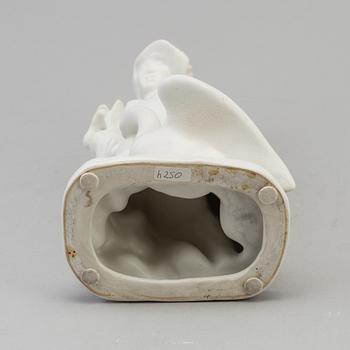 A Nils E. Hansson creamware figure figure, Gefle, Sweden 1936-52.
