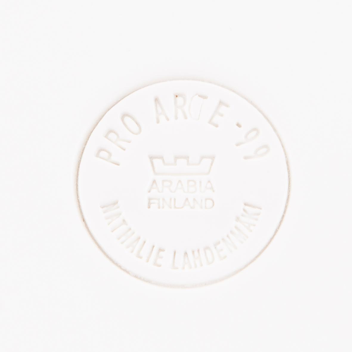 NATHALIE LAHDENMÄKI, KERAMIIKKAVATI 'POINT',  Pro Arte -99, Arabia Finland.