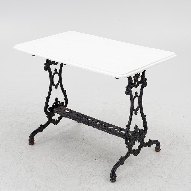 Trädgårdsbord, 1900-talets andra hälft.