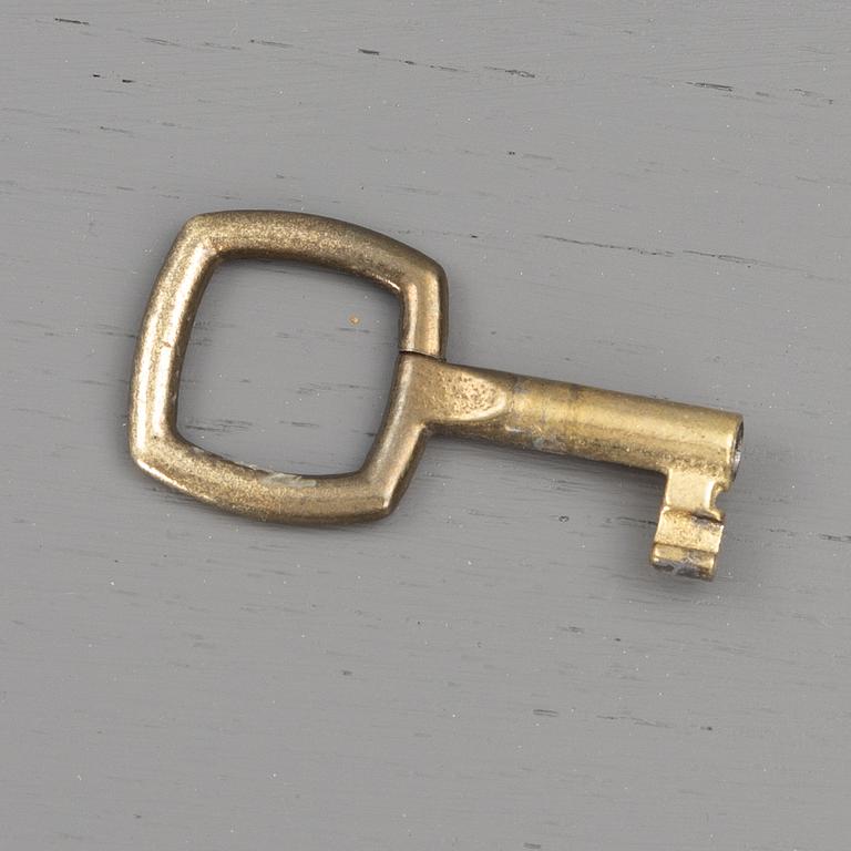 Skåp, 1900-talets första hälft.