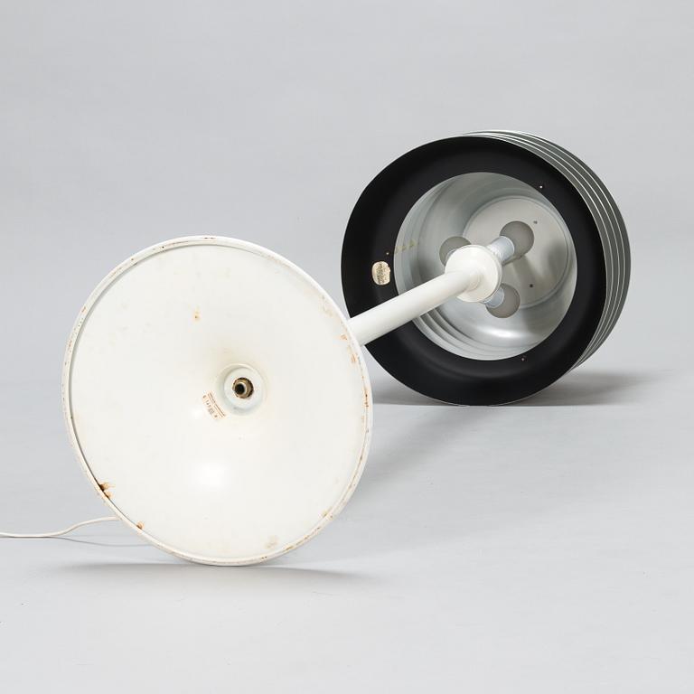 Hans-Agne Jakobsson, golvlampa, modell G149 för Markaryd.