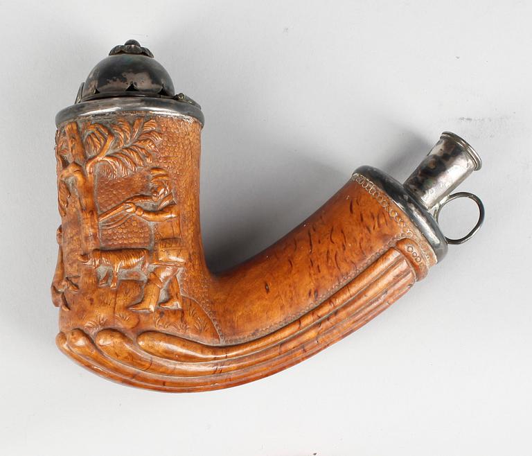 PIPHUVUD, silver och trä, Sofia Isbergs art, silverstämplar Isak Gustaf Sundström, Söderköping, 1877.