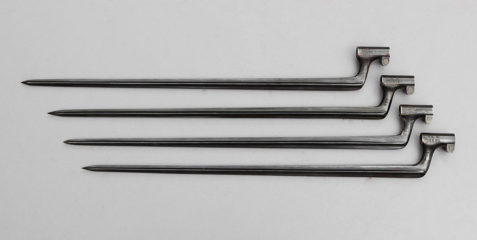 BAJONETTER, 4 st, järn, 1800-/1900-tal.