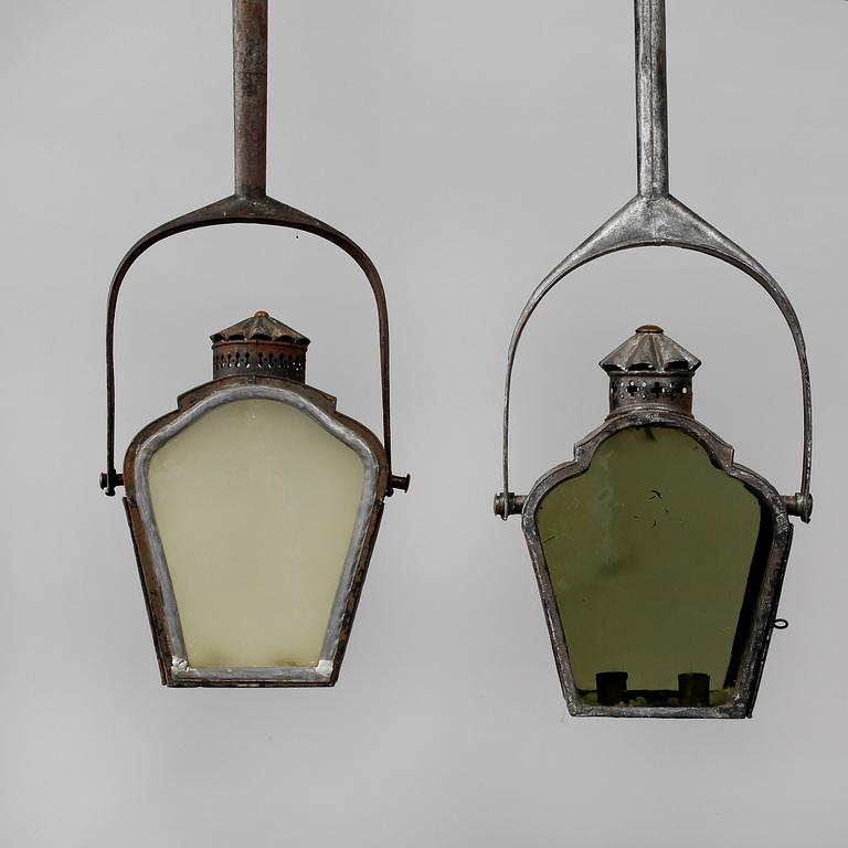 BETJÄNTSLYKTOR, 2 st, 1800-tal.