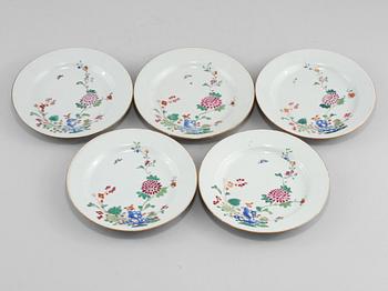 ASSIETTER,  5 st, porslin, Kina, 1700-tal.