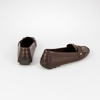 SKOR, ett par, Louis Vuitton.