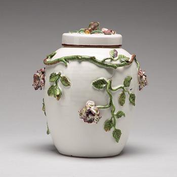 POTPOURRIURNA med LOCK, fajans. Marieberg, 1700-tal.