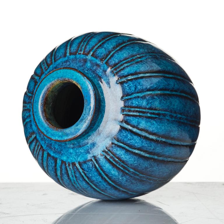 Wilhelm Kåge, Two Farsta stoneware vases, Gustavsberg Studio, 1948 and 1950.