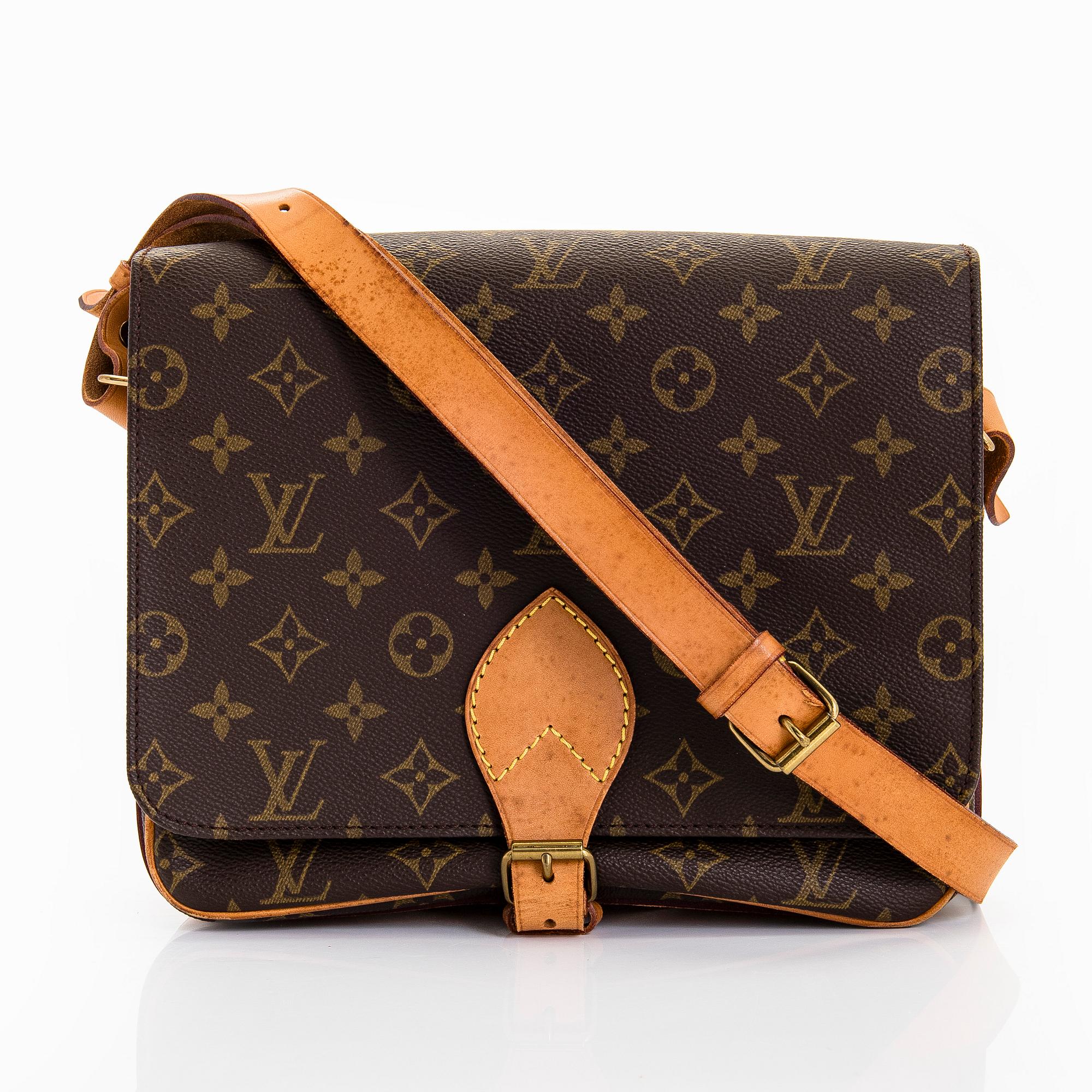 Louis Vuitton, laukku, "Cartouchière".