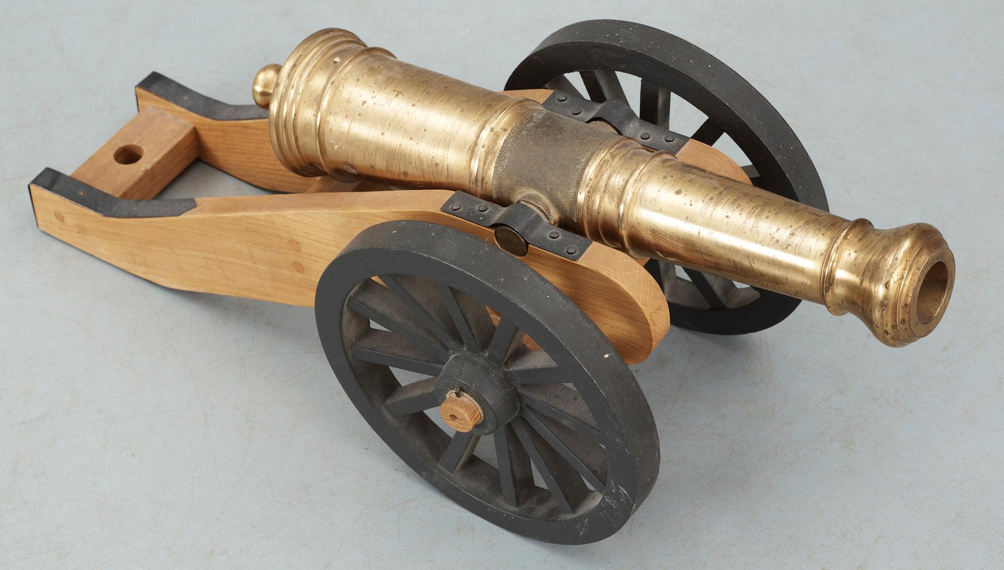 SALUTKANON, 1900-tal.