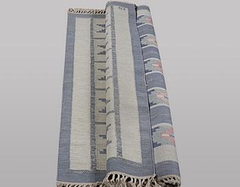 Ingegred Silow, a flat weave carpet, signed IS, ca 197 x 137 cm.