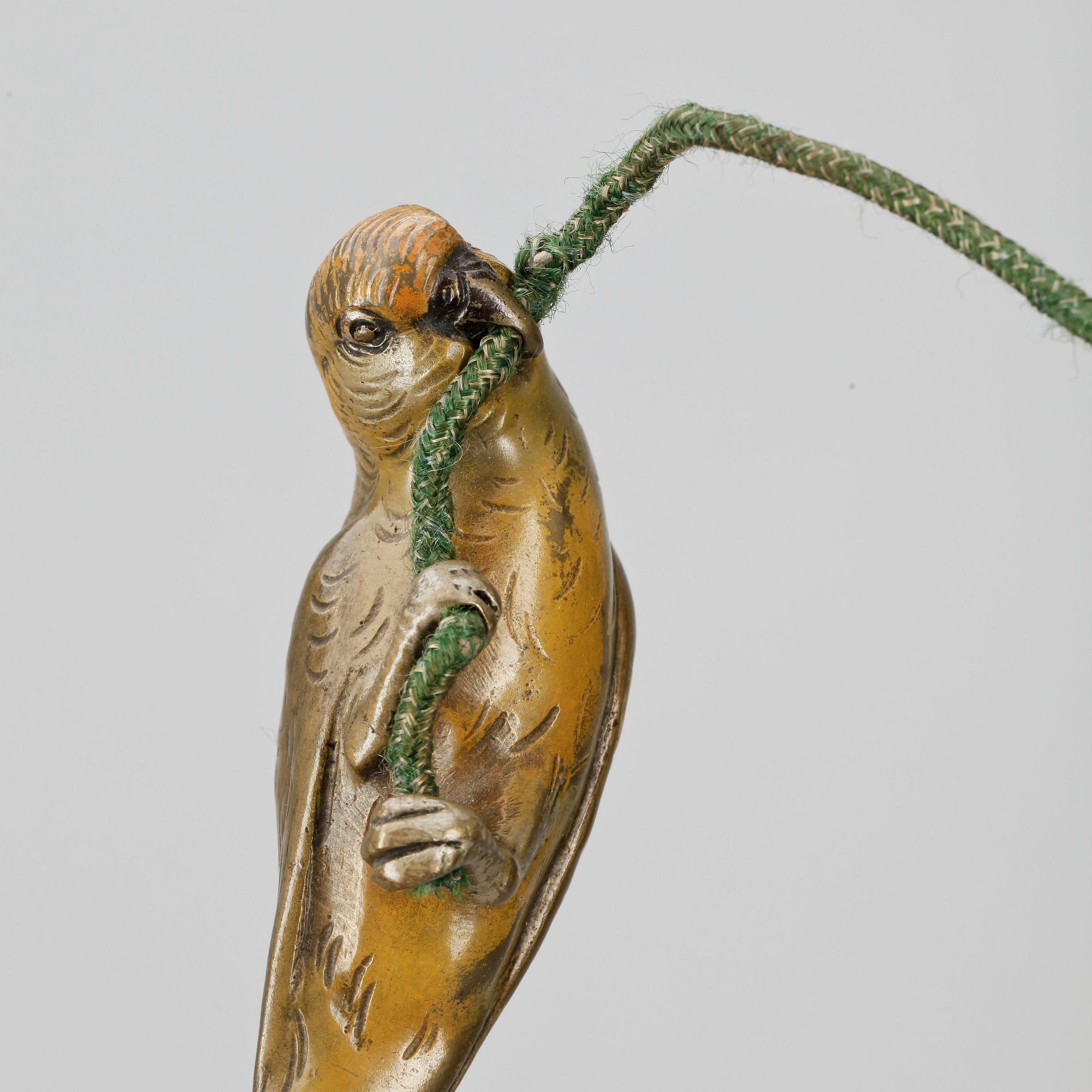 FIGURIN, wienerbrons, omkring 1900.