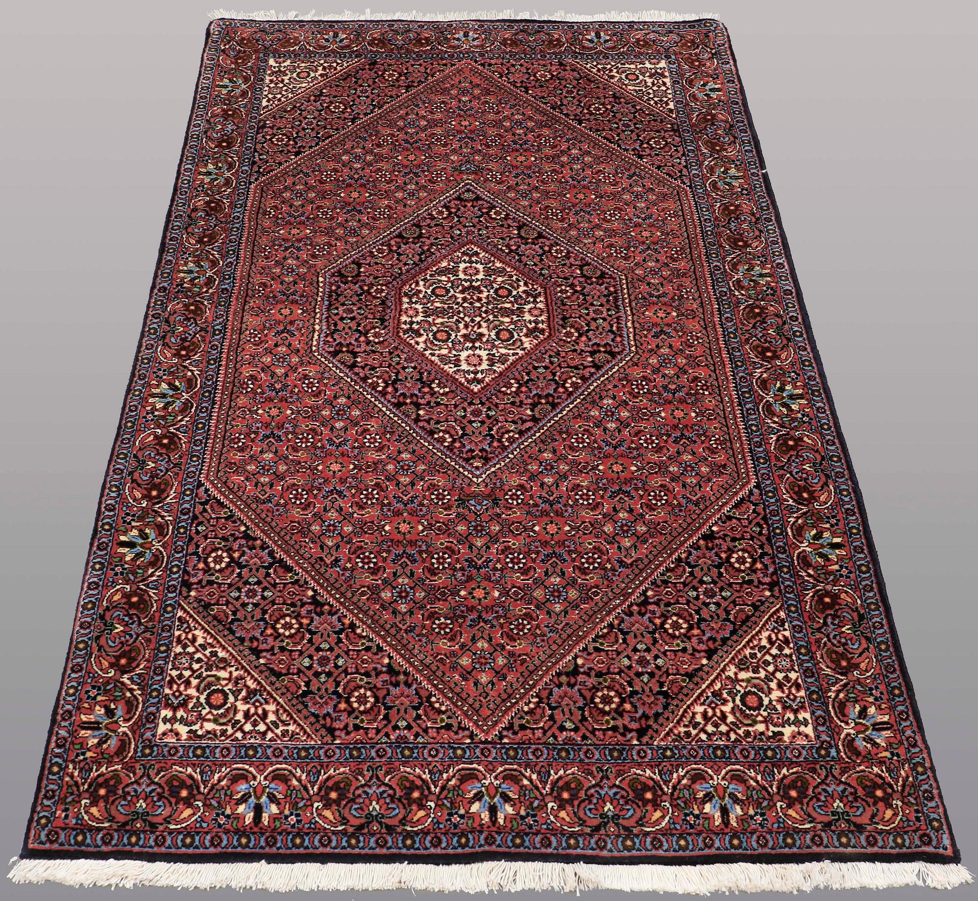MATTA, Bidjar, s.k " Takab, ca 190 x 103 cm.