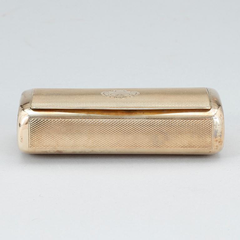 SNUSDOSA, förgyllt silver, ostämplad. Sverige 1800-talets slut/1900-talets början. Vikt ca 77g.