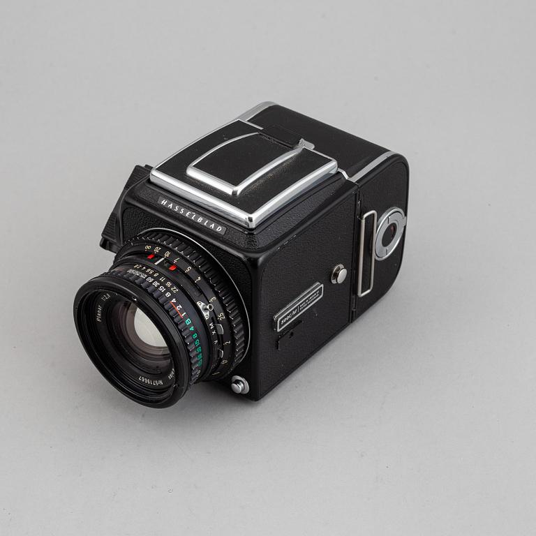 A Hasselblad 500 C/M camera.