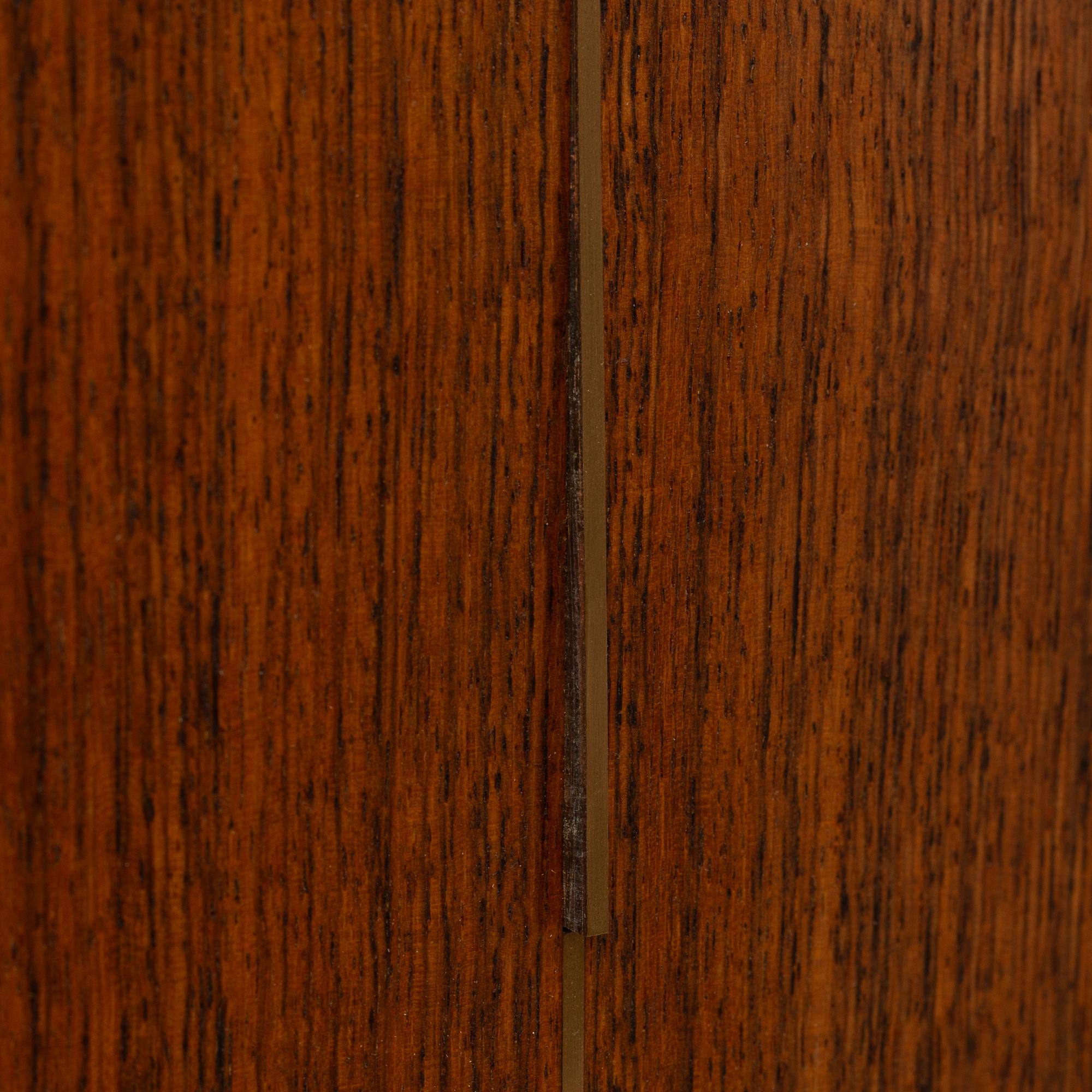 Axel Bäck, skåp, Eksjö, signerat och daterat 1950.