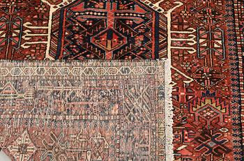 A semi-antique Garadje runner, approx. 425 x 148 cm.