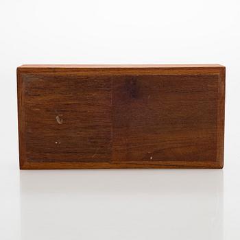 Cigarettskrin, teak, silver och glas, Turun Hopea, Åbo 1965.