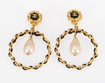 26. A pair of Chanel earclips.