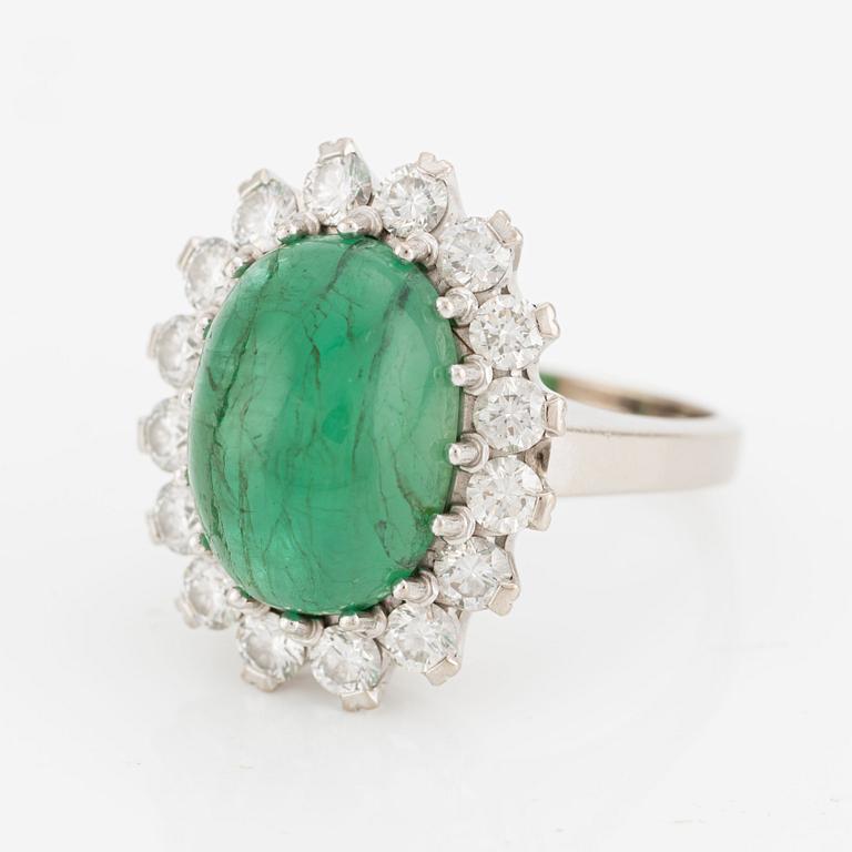 Ring, Jarl Sandin, 18K white gold with cabochon-cut emerald and brilliant-cut diamonds.