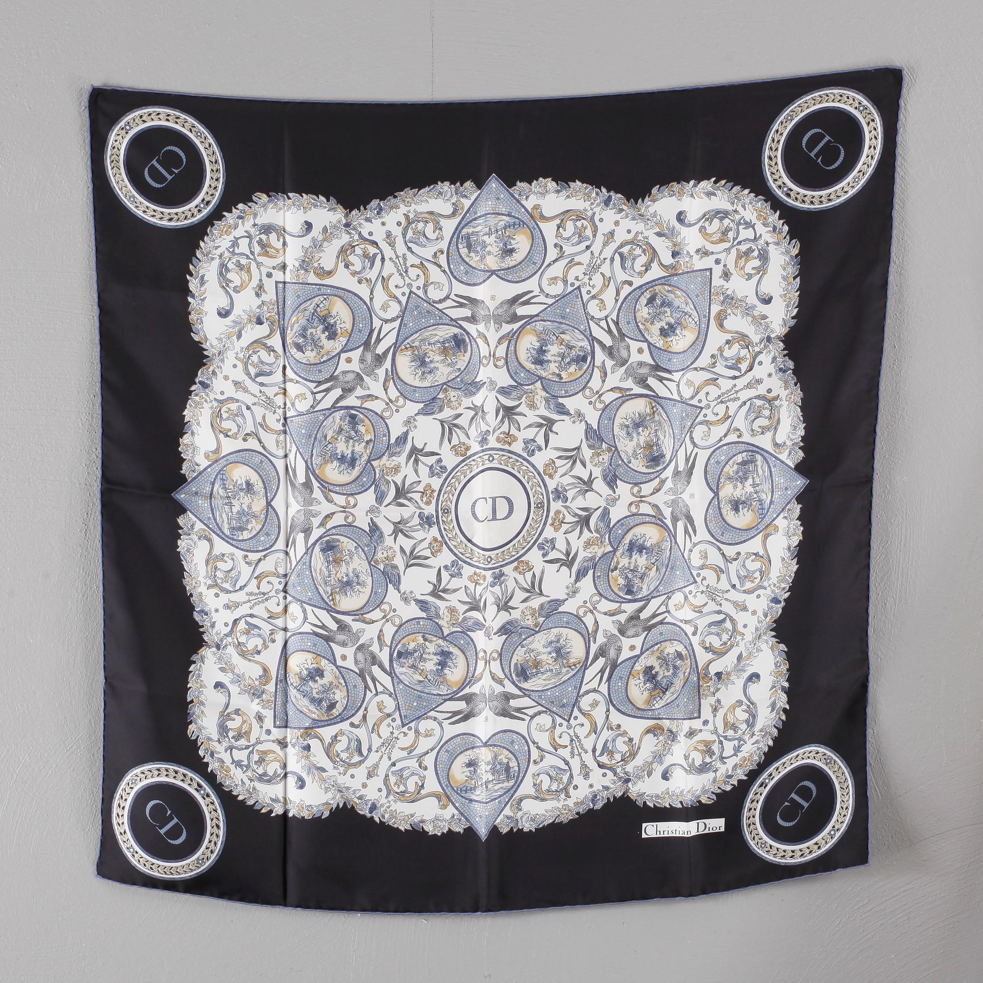 SCARF, Christian Dior.