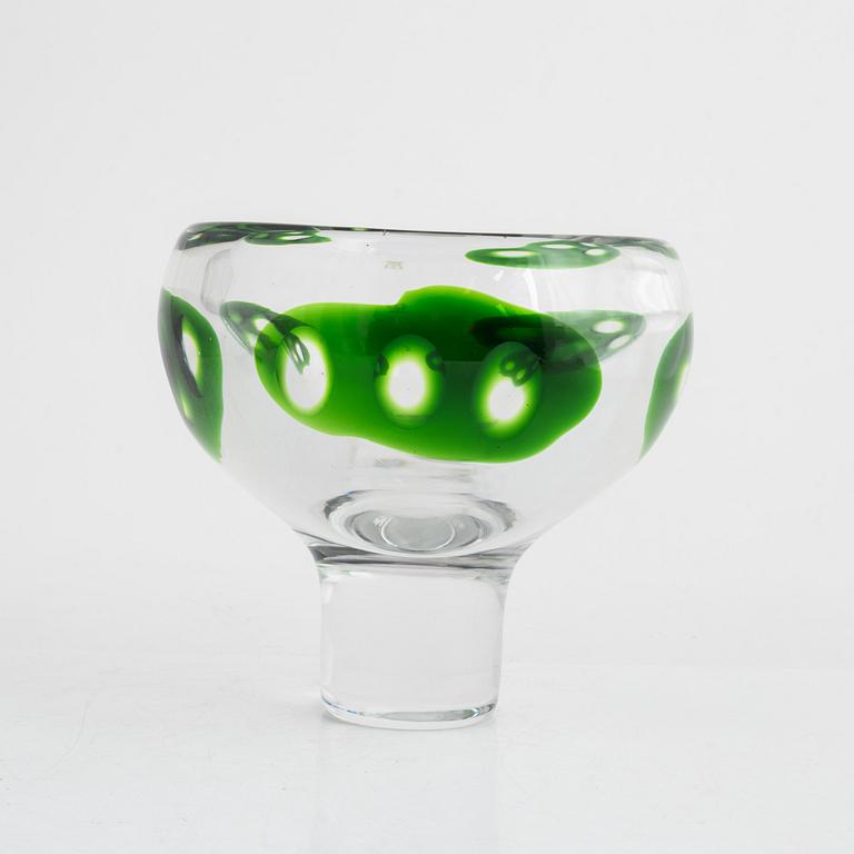 Vicke Lindstrand, a glass bowl, Kosta.