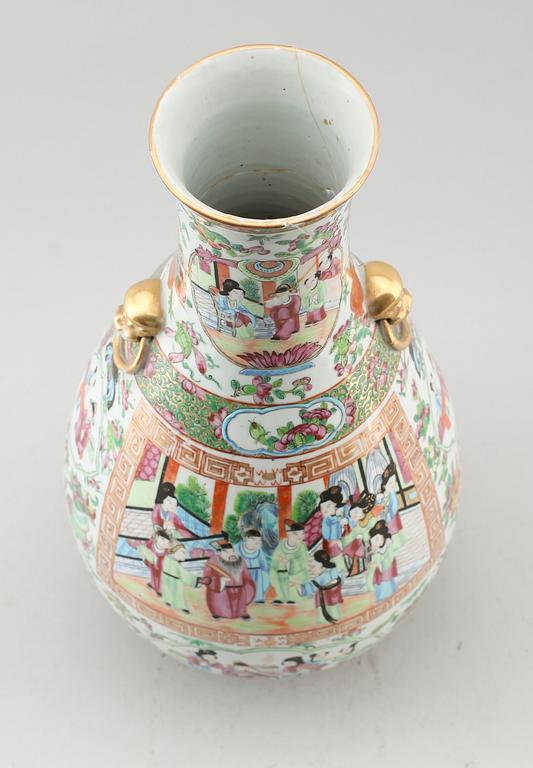 VAS, porslin, Kina, Kanton, 1800-talets mitt.